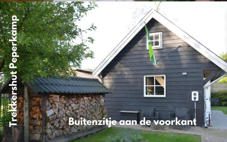Vakantiewoning voor 2 personen, with Terras and Tuin as well as Uitzicht in Zelhem