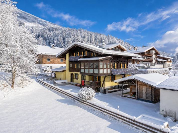 Ferienwohnung für 6 Personen, mit Terrasse und Garten in Wald im Pinzgau