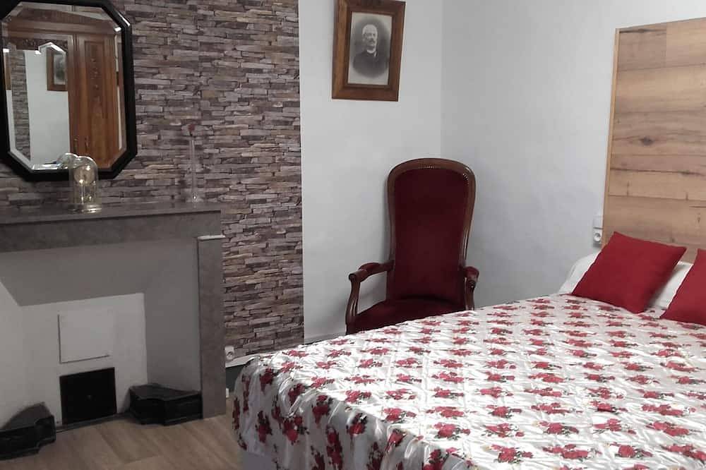 Entire apartment, Pernes La Provencale in Pernes-les-Fontaines, Vaucluse