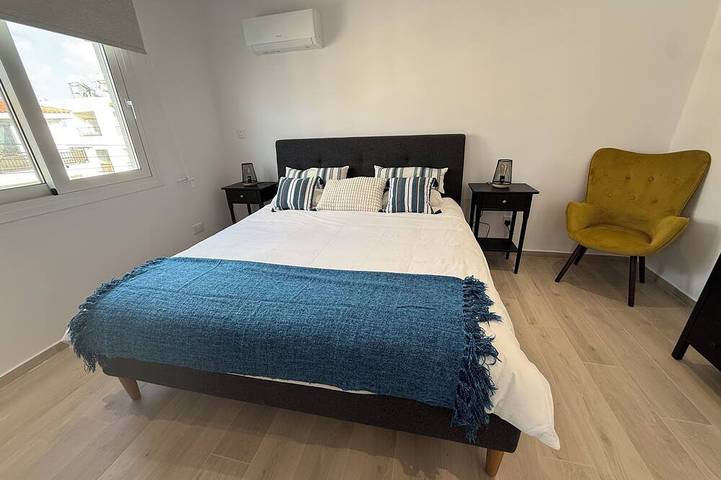 Ganze Wohnung, Seaview Top floor 3 bedroom apartment in Paphos, Südzypern
