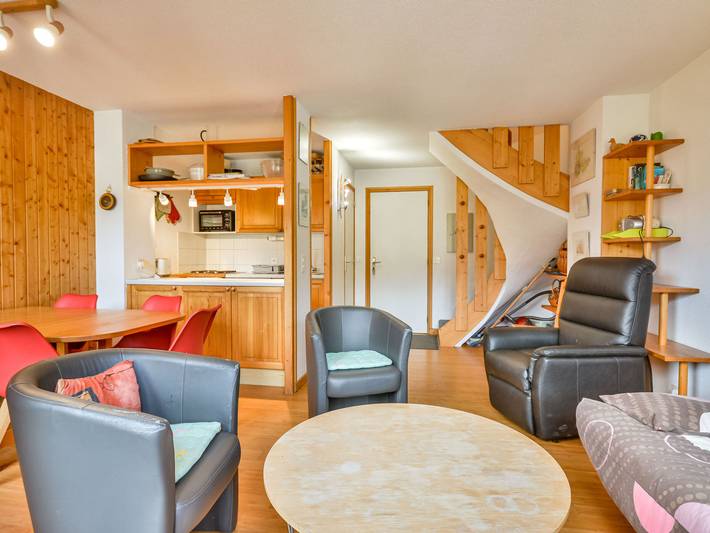 Ganze Wohnung, Duplex für 6 in Morzine mit Wifi, Parkplatz, nahe Zentrum und Liften in Morzine, Les Portes du Soleil