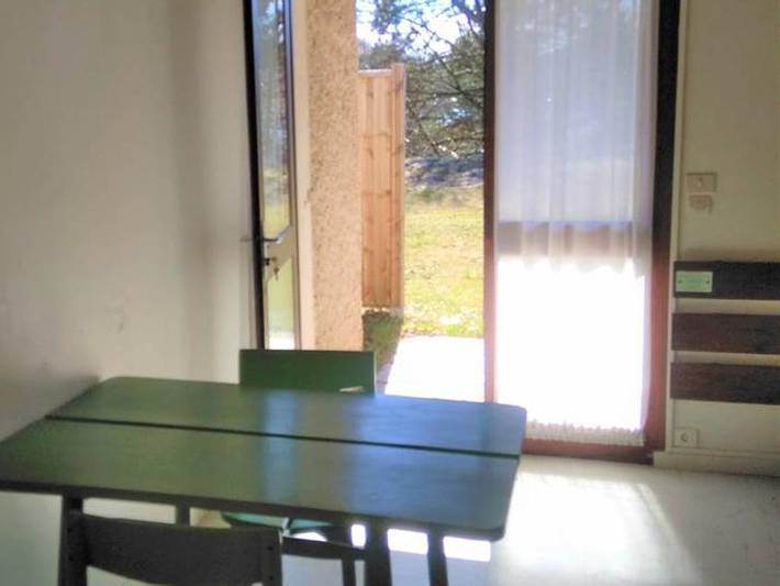 Gîte pour 2 personnes dans Lac de Villefranche de Panat - 4