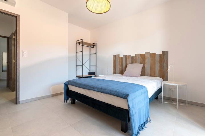 Gîte pour 4 personnes, avec terrasse à Pietrosella - 4