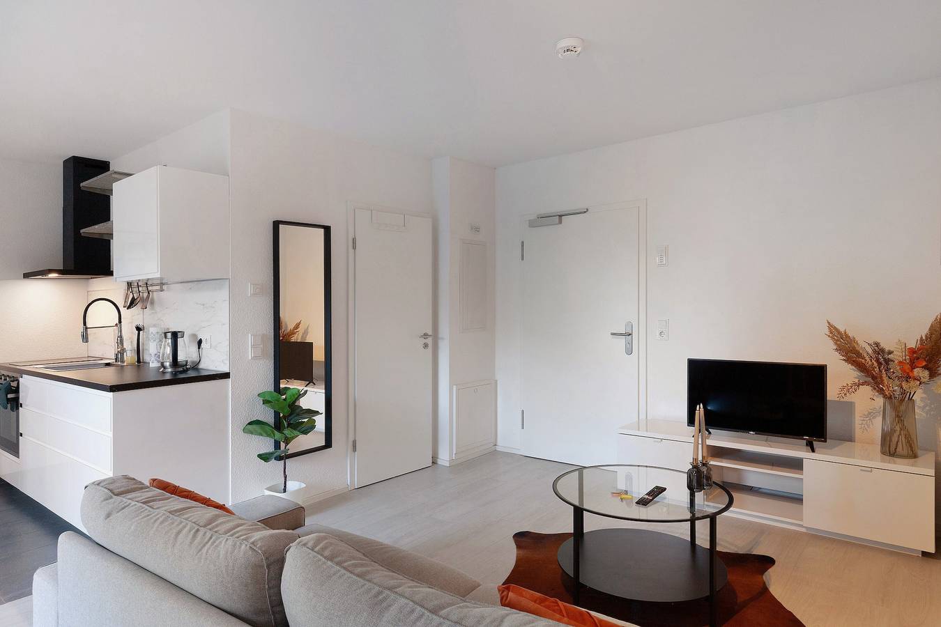 Ganze Wohnung, Ferienwohnung 'Zola' mit Balkon und Wlan in Frankenthal, Kurpfalz