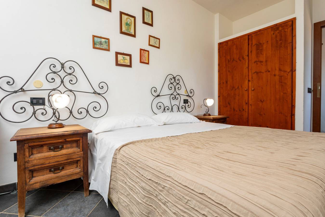 Habitación 'Vicenzu' con vistas a la montaña, Wi-Fi y aire acondicionado. in Trappitello-Chianchitta, Taormina