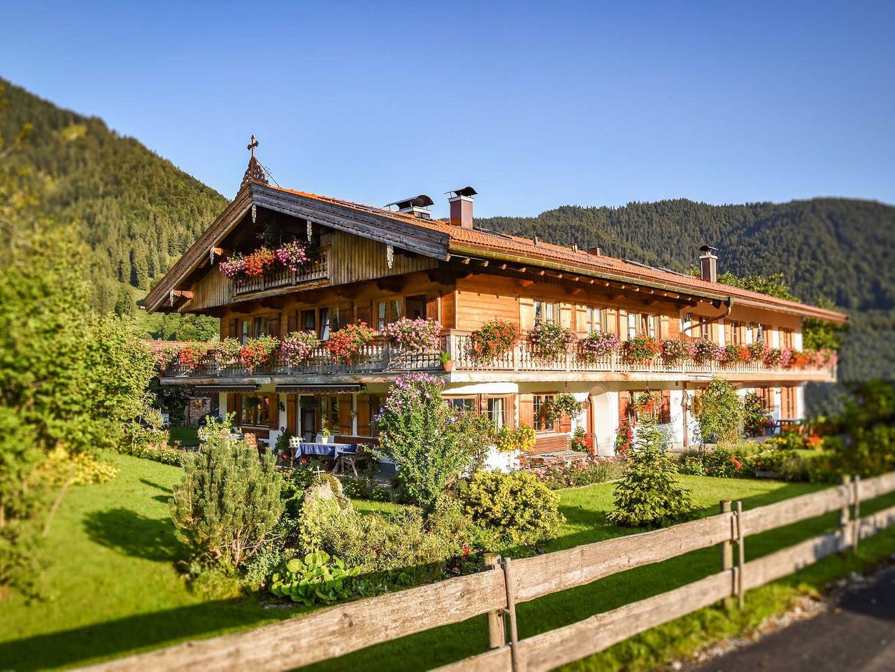 Ganze Ferienwohnung, Gästehaus Becher, Kreuth-Point in Kreuth, Bayerische Alpen
