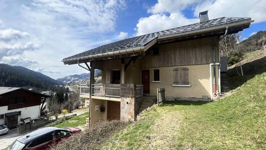 Chalet pour 9 personnes, avec balcon à Flumet