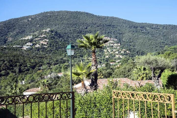 Villa pour 8 personnes, avec jardin, animaux acceptés à Cavalaire-sur-Mer - 4
