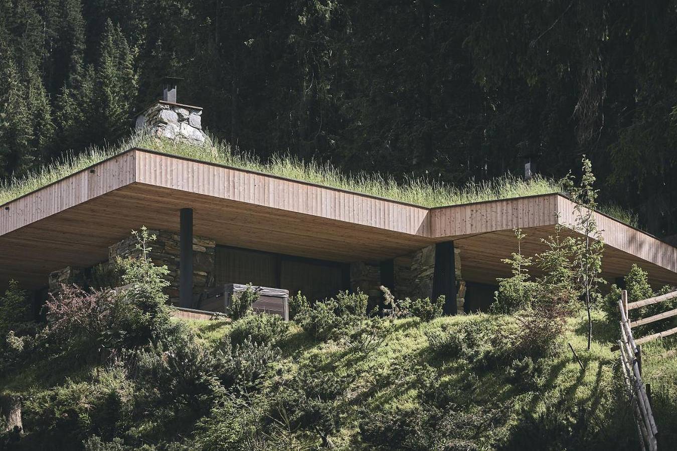 Chalet 'Waldchalet mit Jacouzzi' mit Bergblick, privater Terrasse und Wlan in Bichl (Ratschings), Ratschings