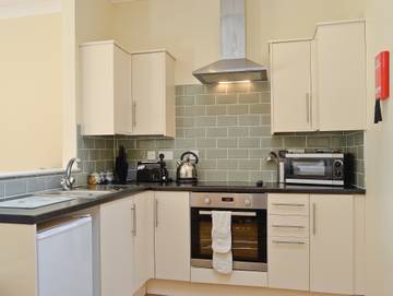 Log Cabin for 2 People in Loch Lomond, Argyll & Bute, Photo 4