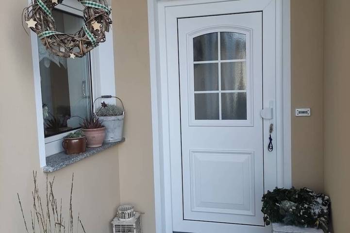 Wohnwagen für 3 Personen in Mecklenburg-Vorpommern - 2