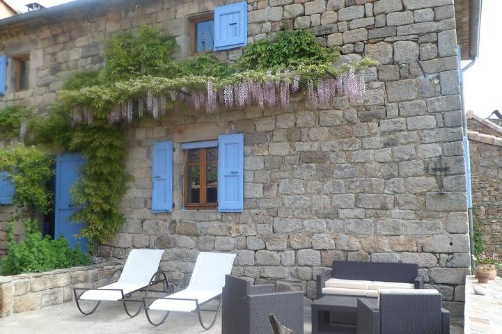 Gîte pour 5 personnes, avec terrasse