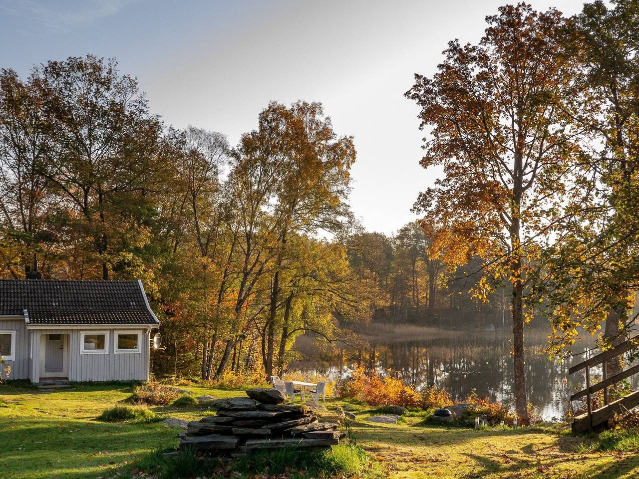 Ganze Wohnung, Schwedisches Glück, zwischen Wäldern und einem See in Härryda, Västergötland