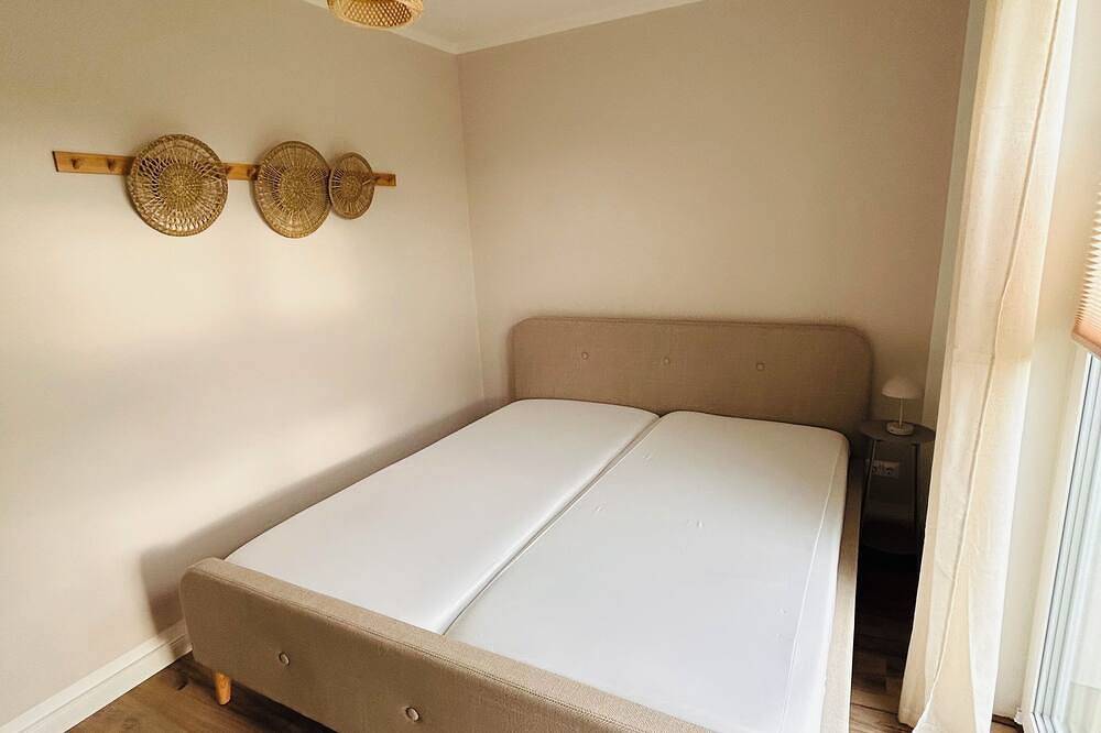 Ganze Wohnung, Ferienhaus Lounis - Wohnung 1 in Bützow, Mecklenburgische Seenplatte
