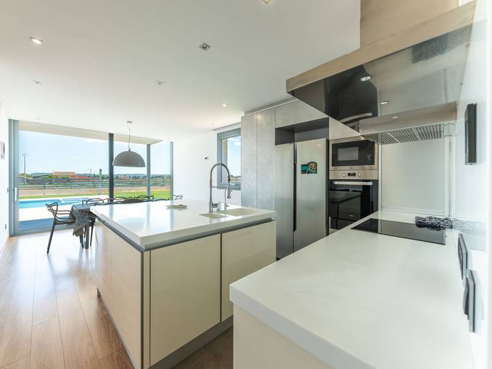 Ferienhaus für 8 Personen, mit Pool und Whirlpool sowie Terrasse und Garten auf Mallorca Norden - 4