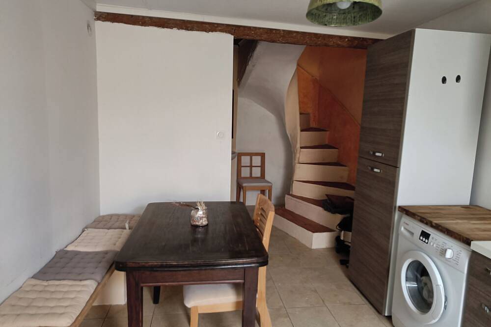 À 5 mn de la Mer, Dans le Centre Médiéval Piétonnier, Maison de Village de 60 m2 in Portiragnes, Côte d'Améthyste