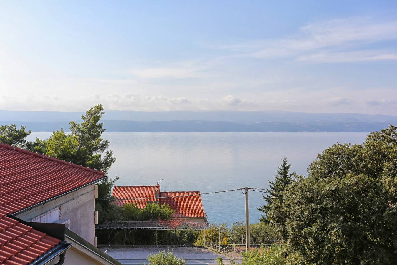 Ganze Wohnung, 1-Zimmer-Ferienwohnung mit Balkon und Meerblick Stanici, Omis A-1027-b in Stanici, Omis-Riviera