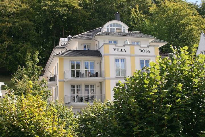 Ferieleilighet for 4 personer, med balkong, dyr tillatt i Rügen