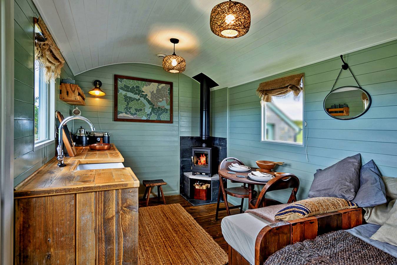 'Joan' Shepherds Hut in Gwynedd