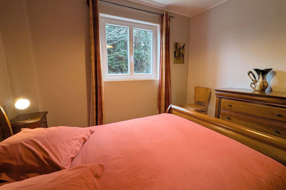 Ruhiges Ferienhaus, 3 Zimmer, umzäunter Garten in Nuret-le-Ferron, Le Blanc und Umgebung