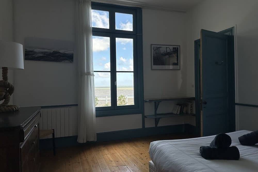 Splendid waterfront Villa with  stunning view over the ocean in Ronce-les-Bains, La Tremblade