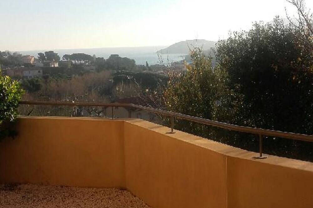 Apartamento entero, T2 nueva terraza Collioure con vista panorámica al mar in La Côte Vermeille, Colliure