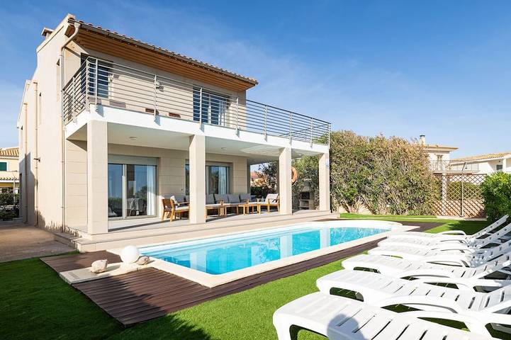 Chalet für 8 Personen, mit Garten und Balkon sowie Pool - 1