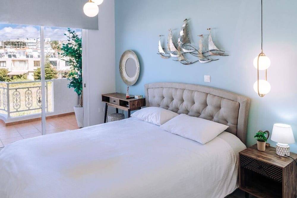 Entire apartment, Phaedrus Living: Harmony Sea View in Paphos, South Cyprus