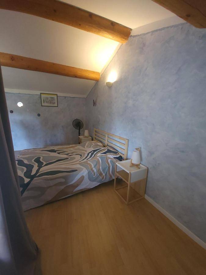 Chambre d’hôte pour 2 personnes, avec Balcon et Terrasse ainsi que Jardin et Vue à Caderousse - 3