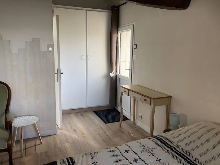 Chambre d’hôtes 'La Parenth'aise Du Vexin' avec Wi-Fi et climatisation in Saint-Martin-la-Garenne, Parc naturel régional du Vexin Français