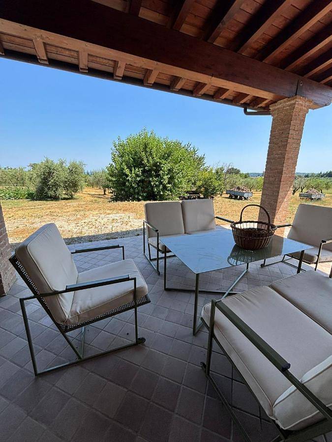 Padenghe Olive House - Ground-Floor Lake View Amid Olives in Padenghe sul Garda, Gardasee-Berge