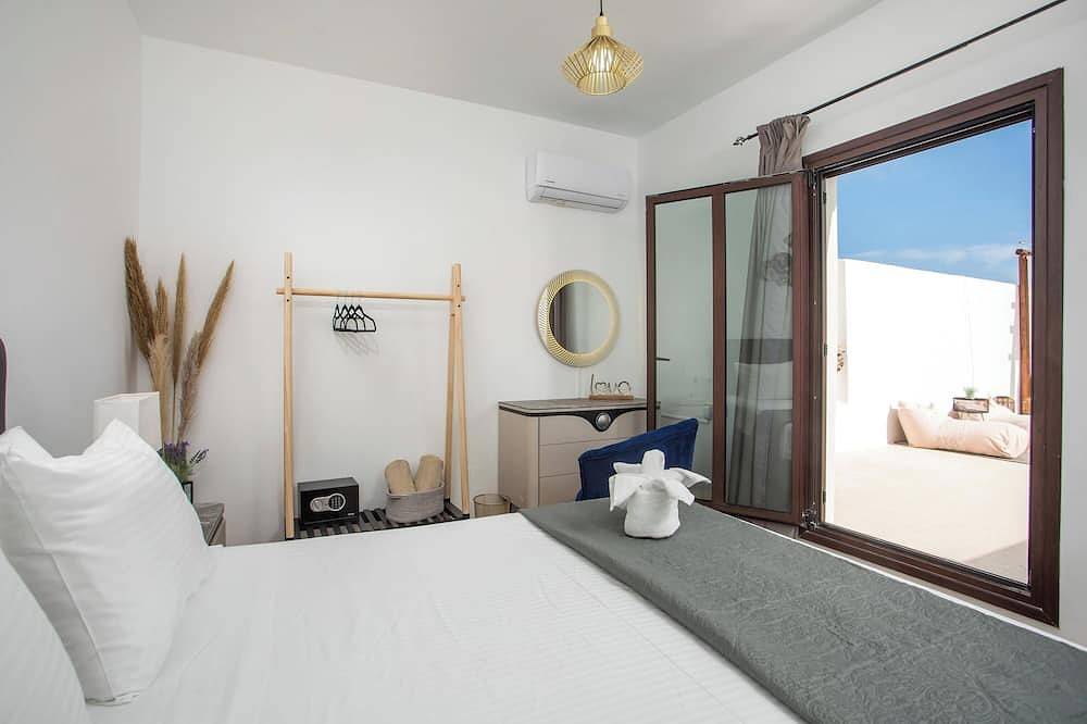 Entire apartment, Bliss Luxury Suites - Water in Lindos, Rhodes