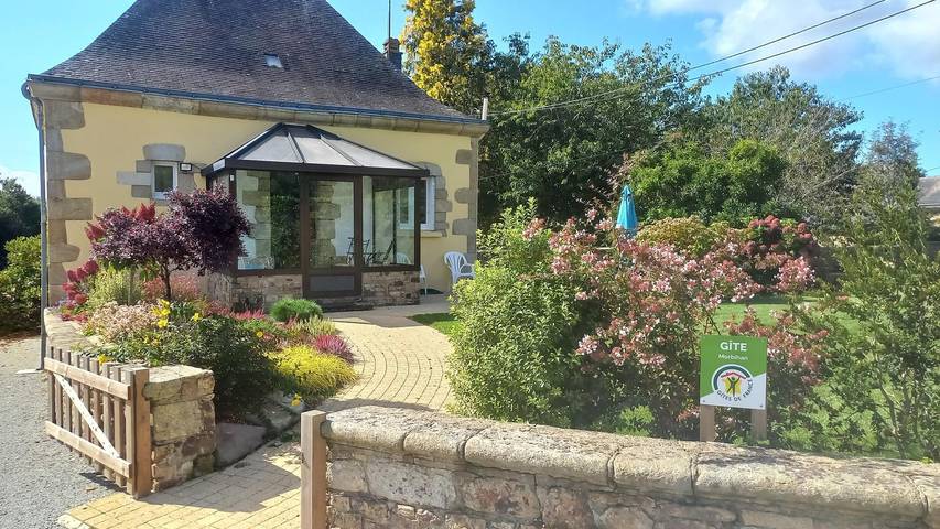 Gîte pour 6 personnes, avec jardin