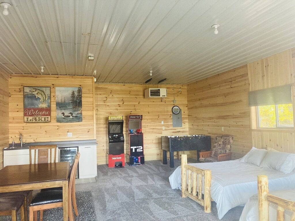 Premier Location on Crosslake - Hot Tub - Pontoon Rental - Waterslide - Games in Crosslake, Crow Wing County