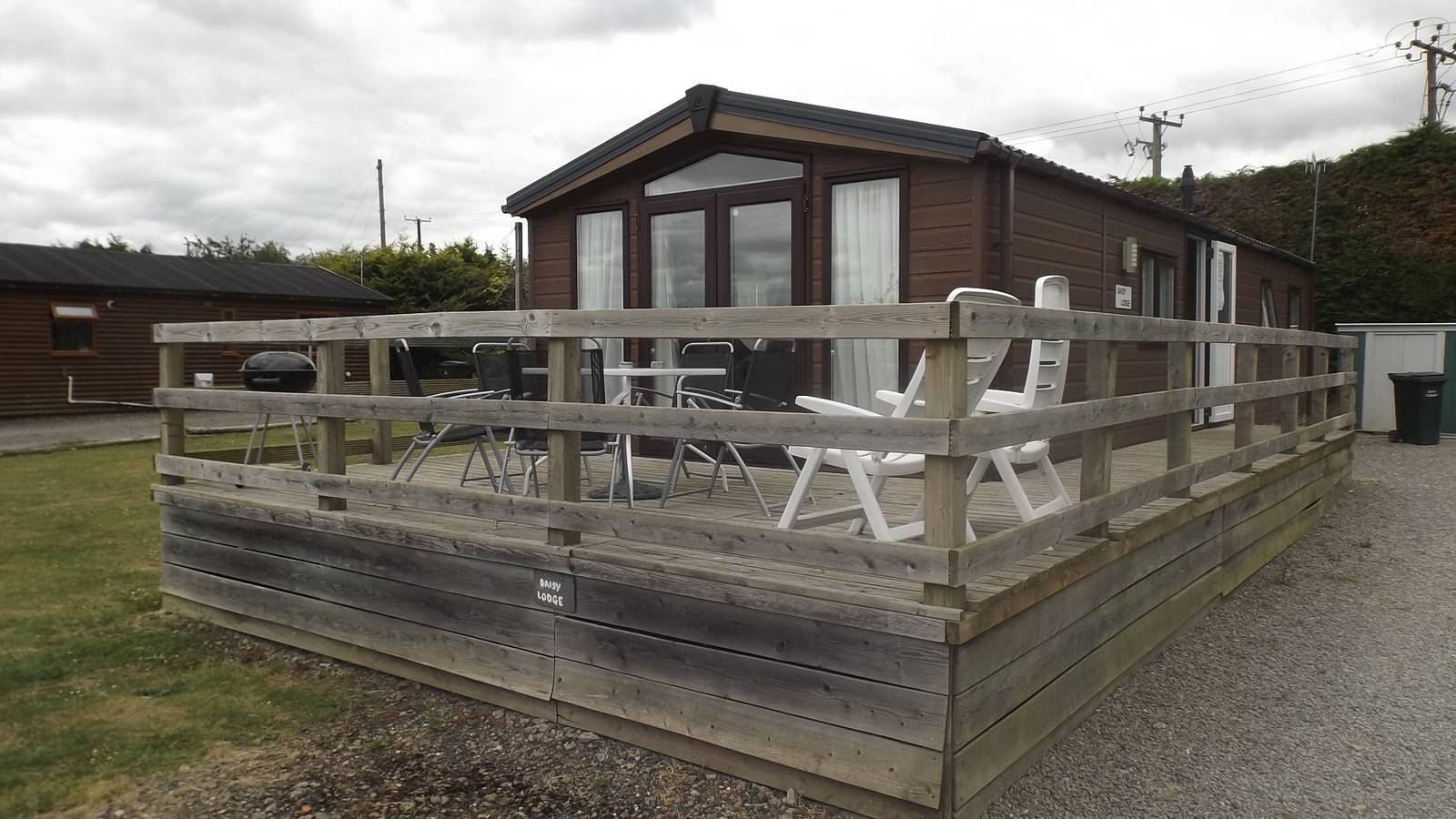 Modern 3 bedroom lodge at Avonvale Holiday Lodges in Aldington (Worcestershire), Worcestershire