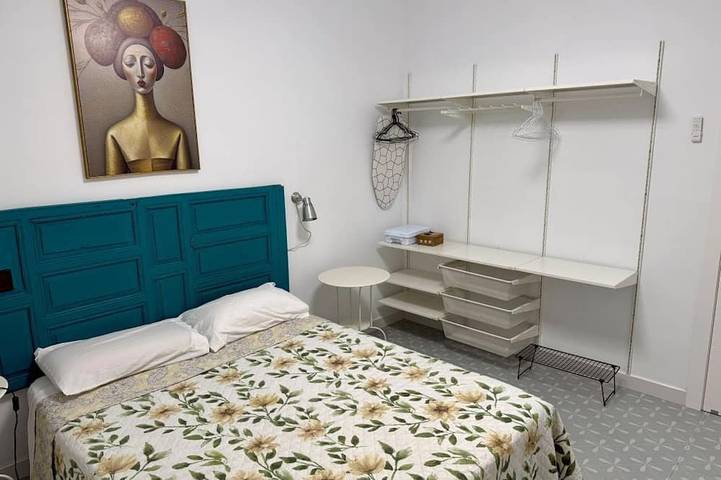 Appartamento intero, Morales 8 - Centrally Located Ground-Floor Apartment with Private Entrance in Talavera de la Reina, Provincia di Toledo