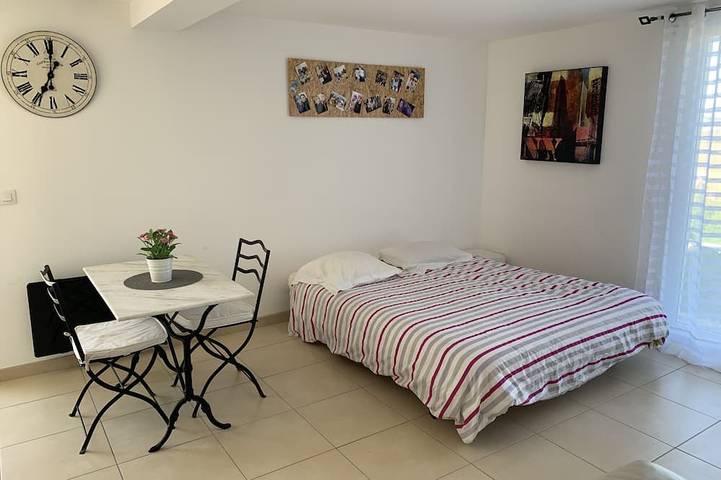 Location de vacances pour 2 personnes, avec jardin à Castelnau-de-Guers - 3