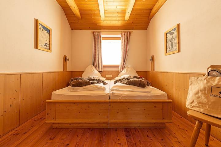 Ferienwohnung für 5 Personen, mit Sauna und Garten sowie Whirlpool, kinderfreundlich in Brixen
