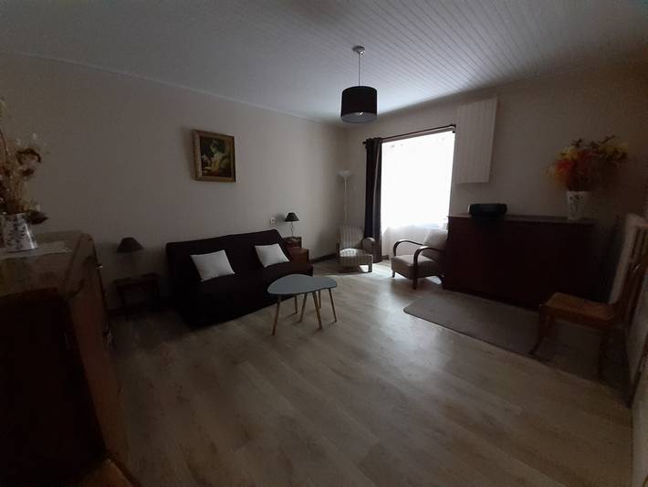 Gîte pour 12 personnes, avec terrasse et jardin, animaux acceptés en Haute-Loire - 4