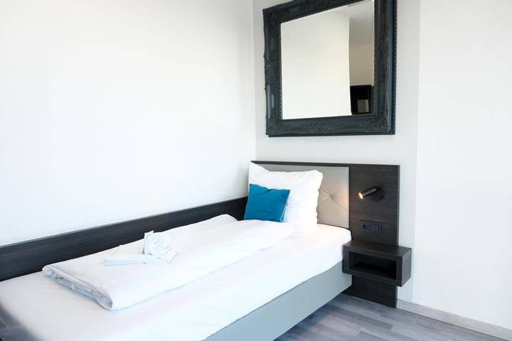 Hotel für 3 Personen, mit Terrasse und Sauna in Düsseldorf und Umgebung - 2