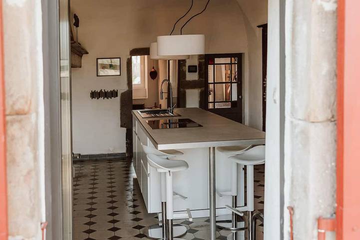 Gîte pour 10 personnes, avec jardin à Gagnières - 2