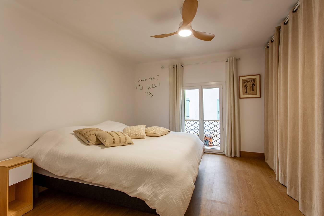 Ganze Wohnung, L'Oustaou - Climatisé avec terrasse in Pélissanne, Aix-en-Provence und Umgebung