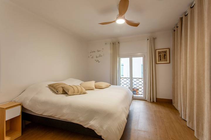 Appartement entier, L'Oustaou - Climatisé avec terrasse in Pélissanne, Région d'Aix-en-Provence