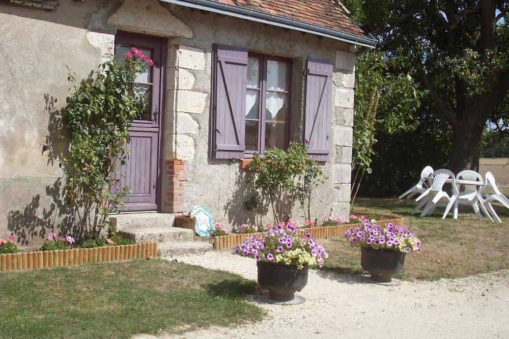 Gîte rustique avec cheminée à Saint-Lubin-en-Vergonnois, animaux acceptés in Saint-Lubin-en-Vergonnois, Région de Blois