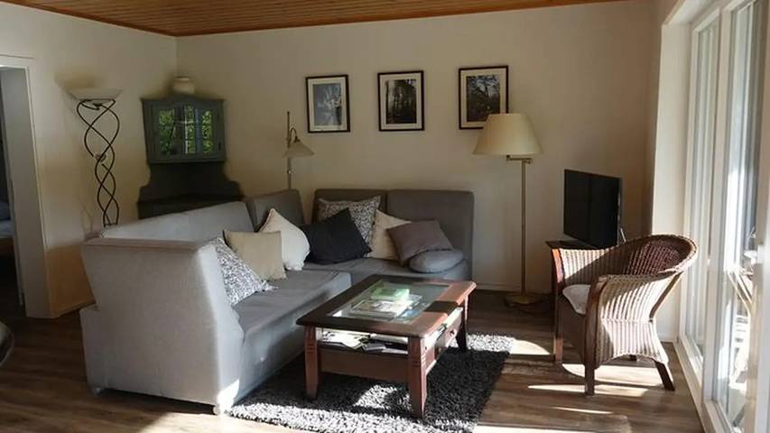 Gîte pour 6 personnes, avec jardin à Dernbach