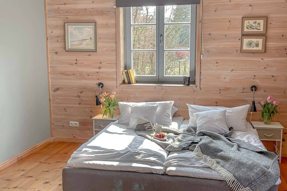 Traumhaff® Kuscheliges Segelmacherhaus, Sauna, Boot, Kachelöfen, 400 zum Wasser in Rieth am See, Luckow