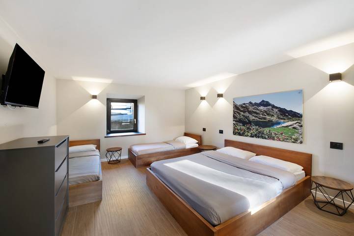 Entire apartment, Apartment 'Da Primo - Alloggi Vacanze - Pt' with Mountain View, Wi-Fi and Air Conditioning in Comune di Pont-Saint-Martin, Wallisian Alps