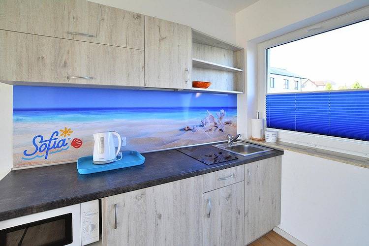 Komfortable Ferienhäuser mit Sommerpool in Jarosławiec, Powiat Sławieński