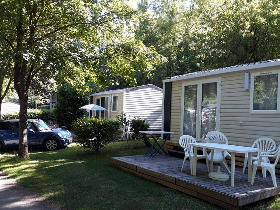 Flower Camping le Peyrelade - Mobilhome 3 personas - Mobilhome Classique 1 habitación + Terraza - 2 personas + 1 niño -10 años in Rivière-sur-Tarn, Parc naturel régional des Grands Causses