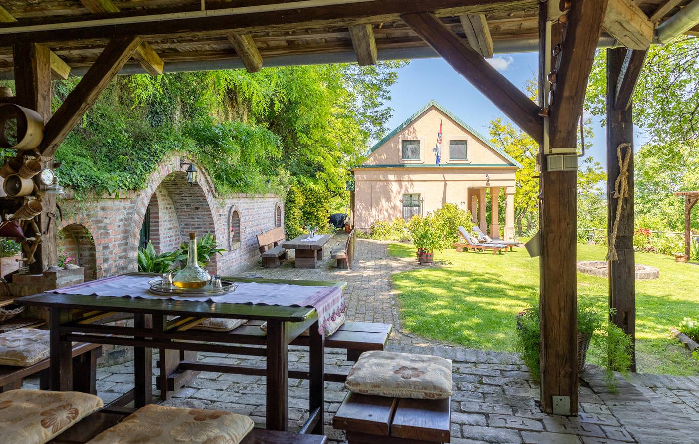 Charmante 2-Zimmer-Wohnung mit Terrasse in der Nähe des Flusses Karašica in Draž, Osijek-Baranja